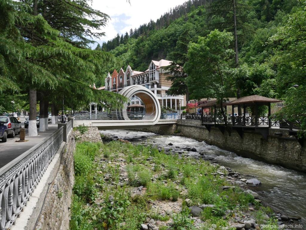 Рекламные Экскурсия В Боржоми Из Батуми Цены&nbsp;2022