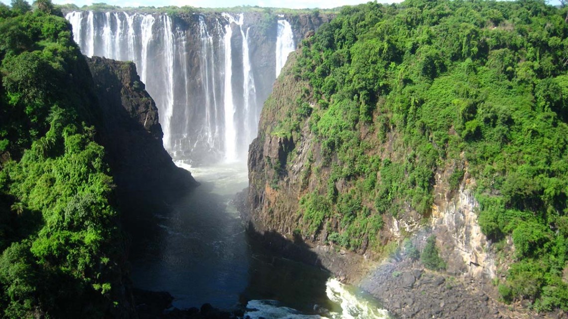 Внутренний перелет (не включен в стоимость тура);. Vodopad Viktoriya Snova Zhdyot Turistov Ttgbaltic Eu Novosti Turizma Centralnoj I Vostochnoj Evropy